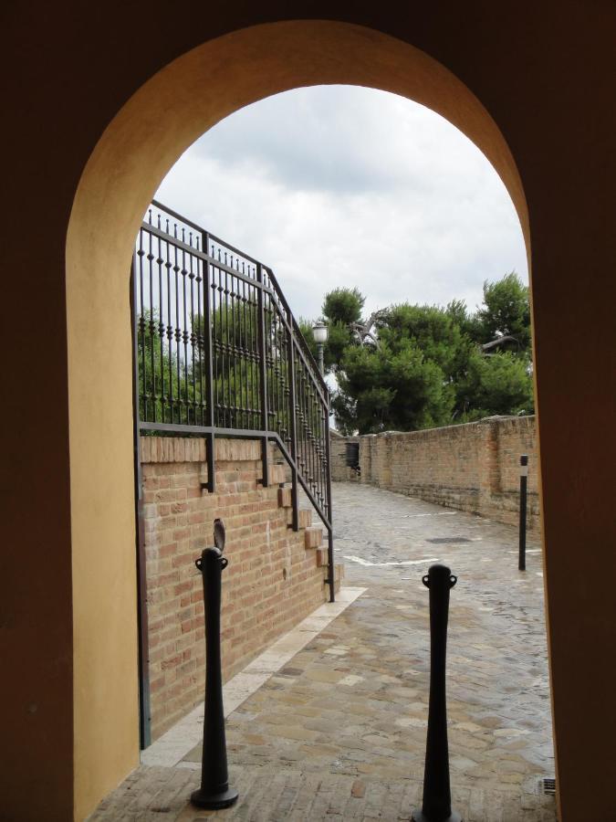 Al Castello Hotel Tavullia Exterior photo